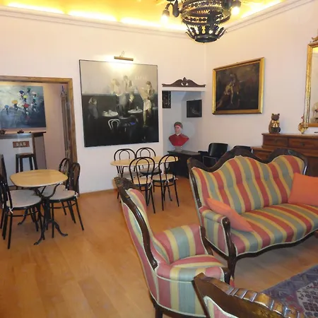 Otel Morlacchi